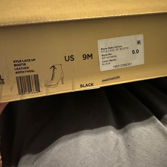 Brand new Michael kors boots - Picture 2 of 2